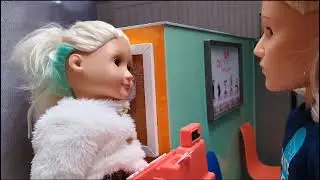 Day in a office #designafriend #doll #play #school #schoolLife