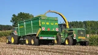 John Deere 7580 ProDrive - Loonwerken De Deyne - mais hakselen