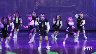 Kids 6+, сцена «Школьницы на экскурсии в музее» / IP Dance PRO / Танцы в музее 2023