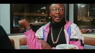 Chelsea Ne'Kole- LIVING SINGLE (OFFICIAL VIDEO)