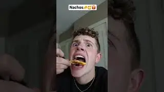 Eating the worlds largest plate of nachos! #world #food #shorts