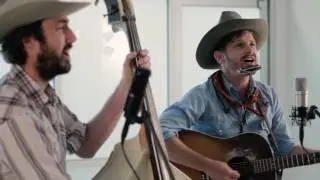 Acoustic Guitar Sessions Presents the Easy Leaves