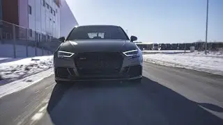 Der Carwrapper Audi RS3 Bond Gold
