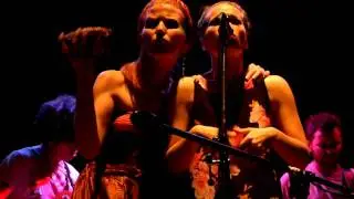 Femina - Los Senos
