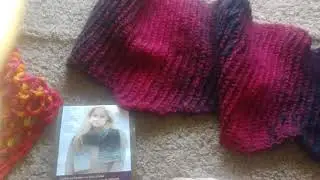 Crochet - Lionbrand Scarfie Review