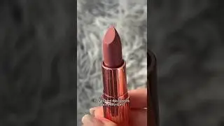 Charlotte's Hollywood Beauty Icon 