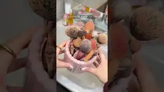пора чистить кисти для макияжа 🤭🎀 #asmr #уборка #cleanwithme #звукиasmr #мотивация #макияж