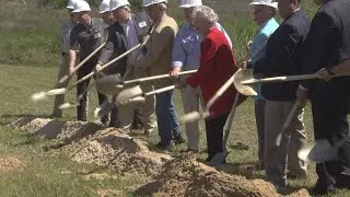 AL Governor Breaks ground on Lightning Point project