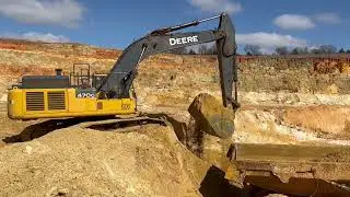 2018 DEERE 470G LC For Sale