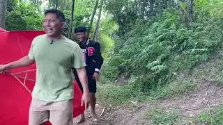 KEJAR LAYANGAN MALAH DAPAT SENDAL #lawakbali #penyumade