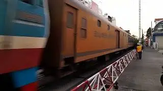 (57) D19E-935: SE8 qua chắn Nguyễn Văn Trỗi (6h02 - 3/3/2025)