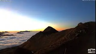 M. Cusna, tramonto sul mare di nubi