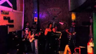 Irish Pub - Talk dirty to me