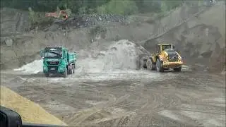 Auf der Erdkippe / unterwegs im LKW #7