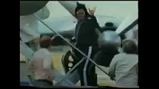 Elvis Presley arrives at the Syracuse, NY airport - news footage - 7/26/76