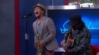 Rio Sidik - Whisper From God ( Live at Sarah Sechan )