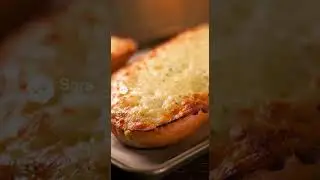 Garlic Bread or Cheesy Bread? 🧄🧀🔥 #wouldyourather #wyr #shorts #cozydecision