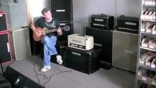 Ruben Hoeke demonstrates Kool & Elfring ACE amplifier