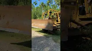 Bulldozer D6R XL, Powerful Engine for Plantation Road Maintenance