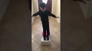 Organic Magic - Now you see me on levitation - Illusion Magic