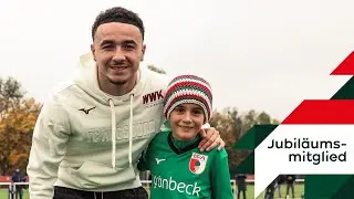 🎉 25.000 Mitglieder 🎉 | FCA ehrt Jubiläumsmitglied Elias beim BVB-Spiel