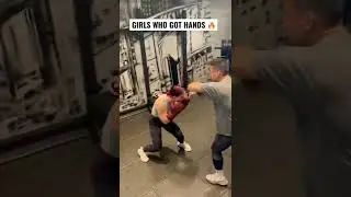FEMALE BOXER 🔥 #boxing #boxingtraining #boxingcoach #boxingcombo