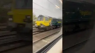 Overtaking Freightliner 70. 70015 on a GWR IET #trains #freight #railway