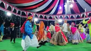 जय बजरंग  गैर मंडल बरवाई खेड़ा पूरा में प्रस्तुति देते हुए