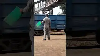 on duty traffic assistant watching the train #shortvideo #satranga #music #arijitsingh #lovesong