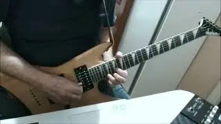 GUITAR SOLO ON FAST  ROCK AND ROLL - REPEATING LICKS & SEQUENCES