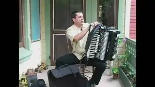How to Care for & Maintain an Accordion