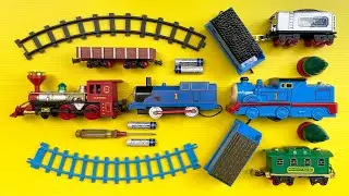 Unboxing Dan Merakit 3 Mainan Kereta Api Thomas, Classic Train, Kereta Api Robot - Kereta Api Mainan
