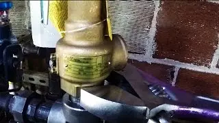 Safety relief valve