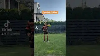 Sit down! #freestylefrisbee #freestyle #frisbee #skills #sports #tricks #combo