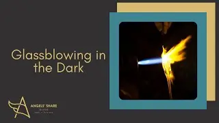 Angels Share Glass Handmade in Scotland Glassblowing with Whisky - Glassblowing in the Dark
