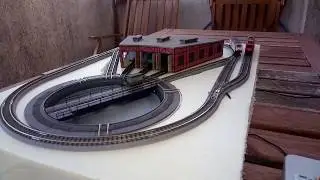 Maerklin Z Turntable & Rokuhan small Layout. First test