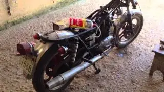 Primer arranque Ducati Forza 350