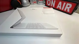 Распакуйте клавиатуру Apple Magic Keyboard для iPad Air 13