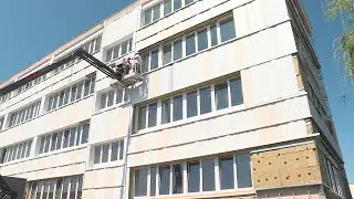 Travaux d'isolation au lyc&eacute;e Branly de Ch&acirc;tellerault pour faire baisser la facture