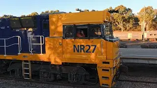 Late running Indian Pacific Arrives from Perth to Keswick Adelaide