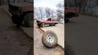 We drove the wheels off this poor #jeep 😂 #viral #offroad #crash