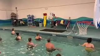 Aqua Zumba Queen Warm up