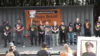 Ноче Диас из Корпуса Революционного комитета за освобождение человечества, митинг 5 ноября в Ваши...