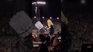 Watch ADELE having fun with a TShirt gun at her Munich concert.. awesome!!!  #adele #tour #shorts