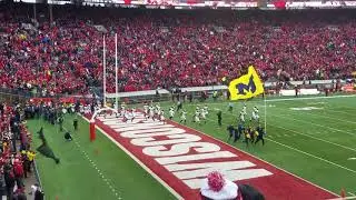 Wisconsin Badgers football vs Michigan | Entrance | 11-18-17