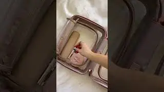 Sleek Silicone Makeup Brush Organizer &ndash; Compact Travel Pouch for Cosmetics