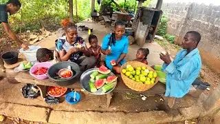 Прекрасные моменты с семьей 👨‍👩‍👧‍👧 Пробуем разные фрукты в деревне 🛖🍉🥒🍍