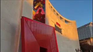 visiting netflix house on opening day!