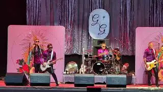 Me First and the Gimme Gimmes - Danny's Song Live | Arena Wien 2024