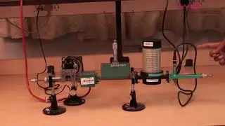 How is a Microwave Signal generated and detected?